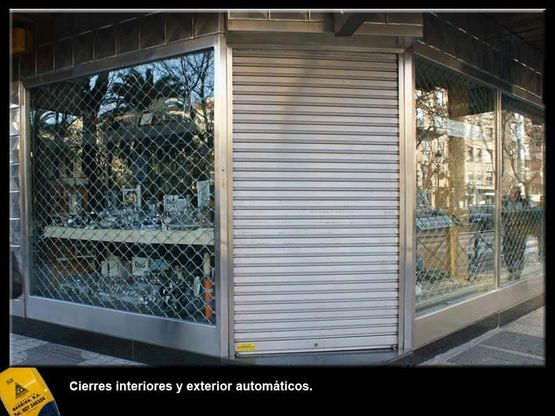 Seguridad Barrios cierres interiores y exteriores automáticos 
